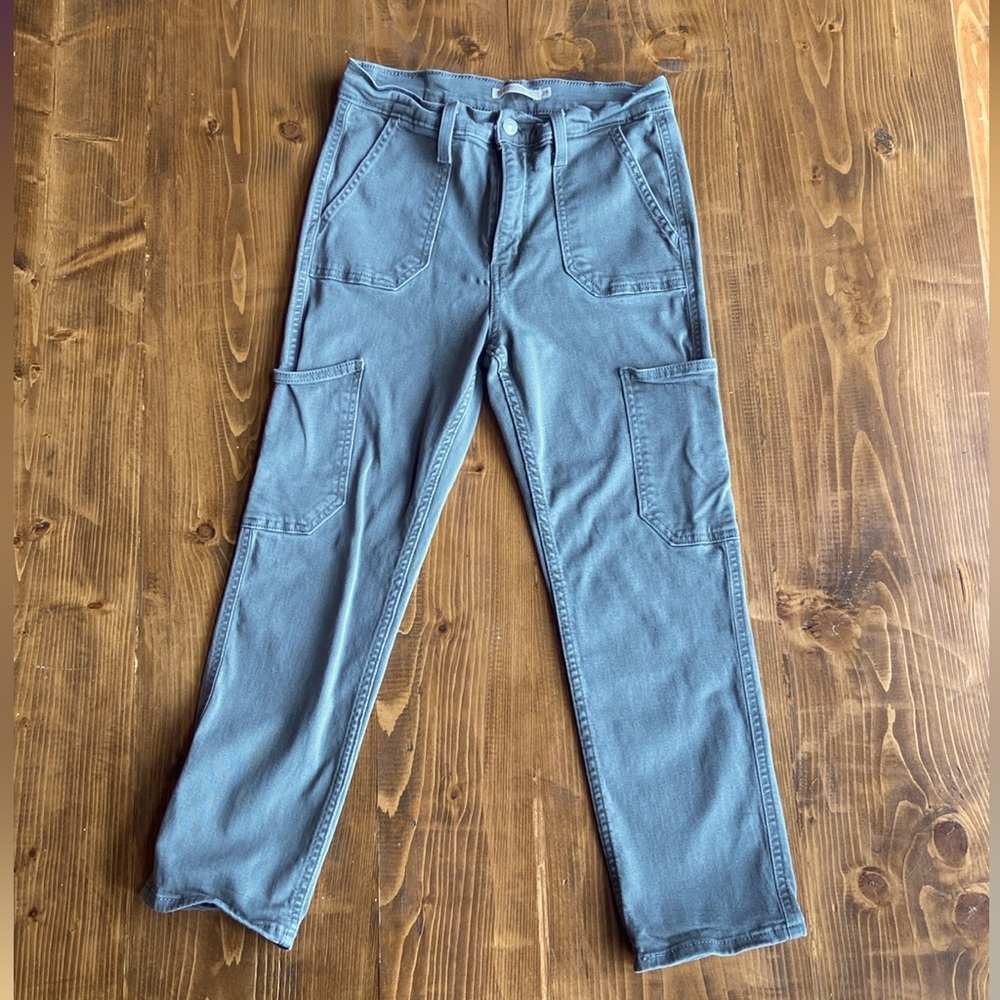 Levi’s Army Green 724 High-Rise Cropped Jeans